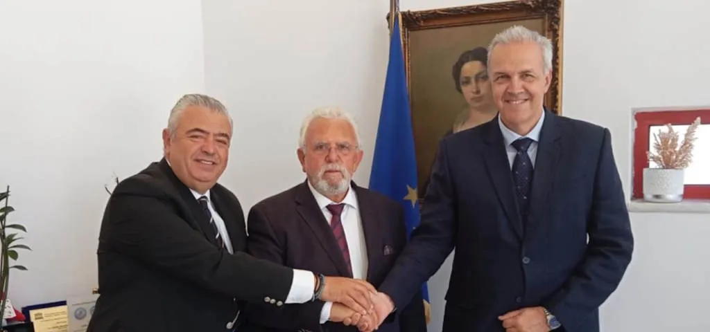Μνημόνιο συνεργασίας με Δήμο Ήλιδας